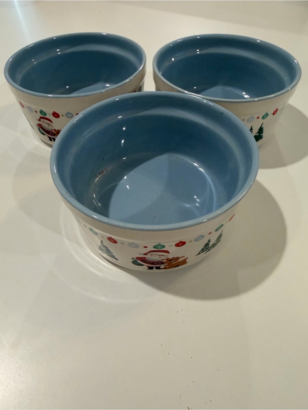 Set of 3 Festive Reindeer Ceramic Bowls - Light Blue Interior Christmas - Picture 4 of 5